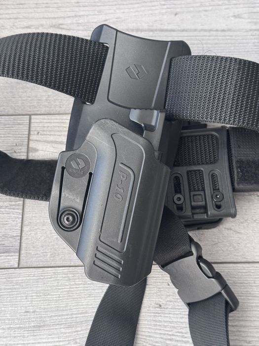 Blackhawy Holster pistol CZ P10 C