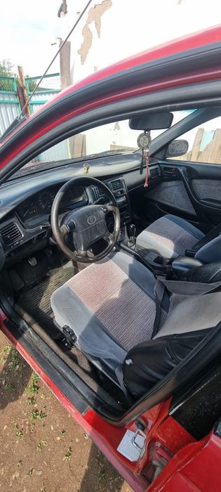 Toyota Carina 1992