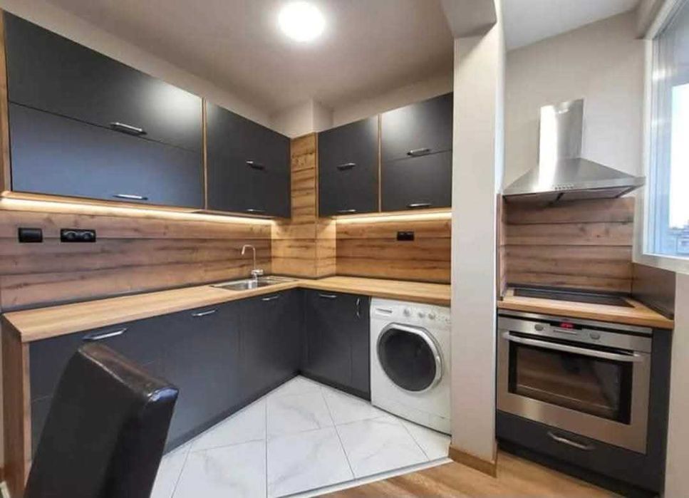 Дава се под наем Тристаен апартамент в Варна, Левски - 65 кв.м за 408 € - Снимка #3