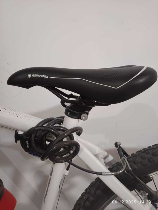 Voi vinde o bicicletă de munte