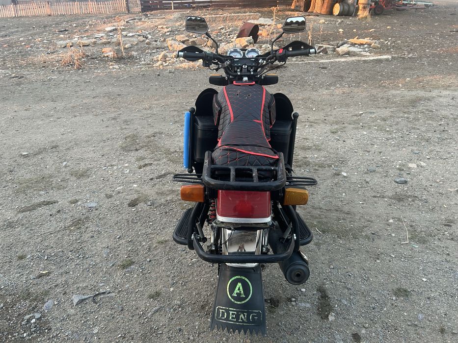 Мотоцикл  200 cc