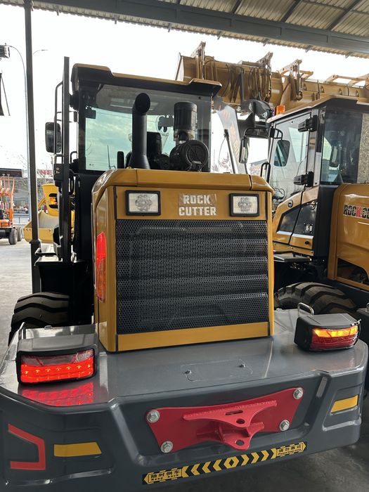 Бетона сместитель дизельный погрузчик