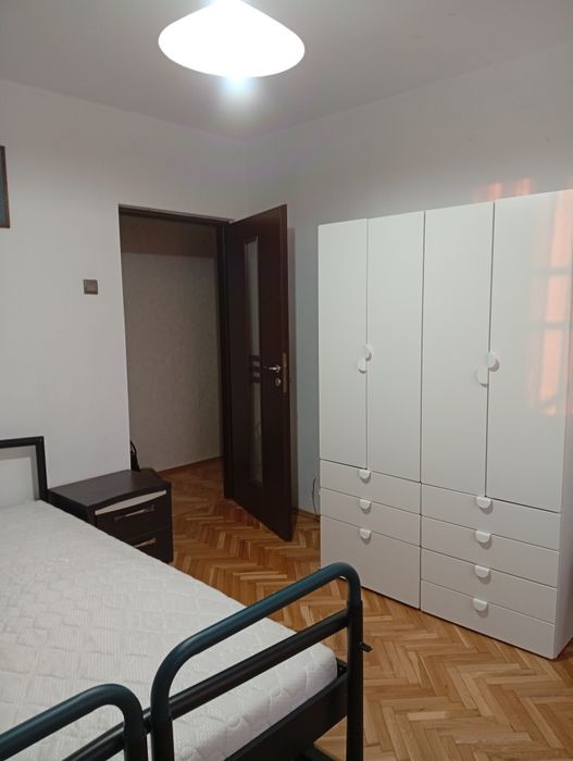 Închiriere apt tip D , două camere