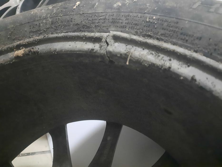 Продам диски r15 ниссан  4.114.3