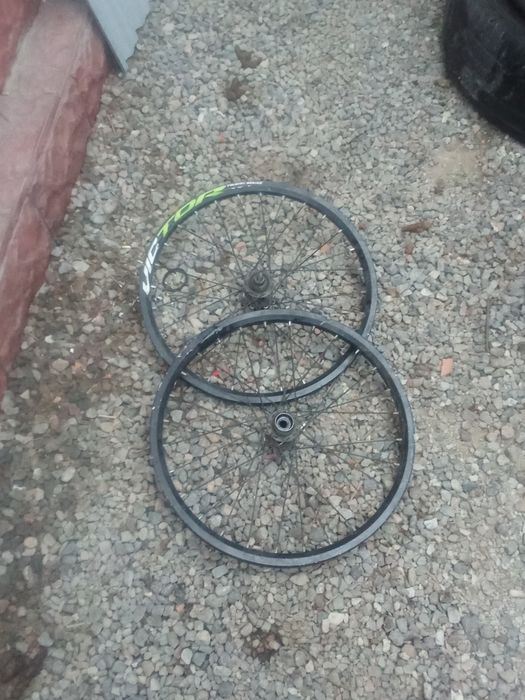 Продам два диска 20размера