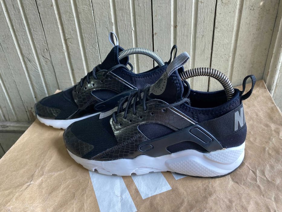 ''Nike Air Huarache Run Ultra''оригинални маратонки 37.5 номер