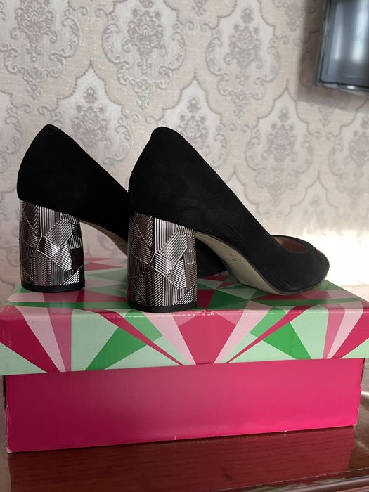 Продам обувь б/у хорошего качество