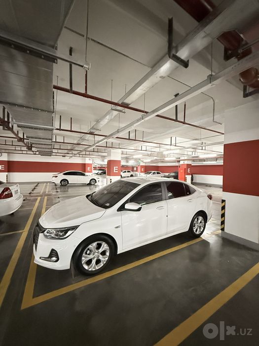 ONIX PREMIER 2 йили 2025