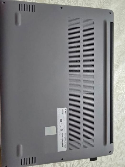 Ноутбук HONOR MagicBook X14 2025