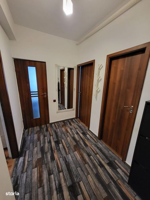 2 camere, 12 minute metrou, Langa Penny, centrala proprie
