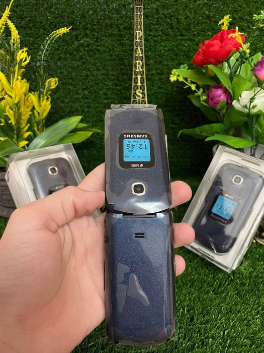 Samsung Gusto 3 Duos Yengi Dualsim Dostavka GSM 2 ta ekran