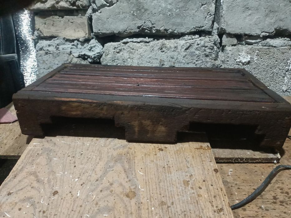 Деревянная мебель