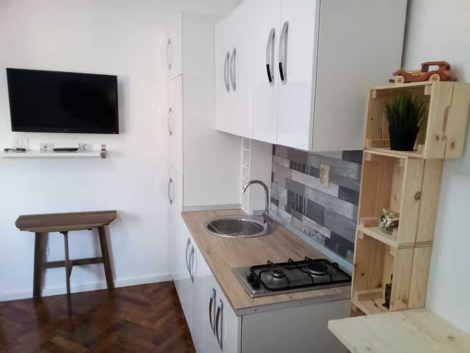 Zona Universitate, inchiriez garsoniera strada Ion brezoianu