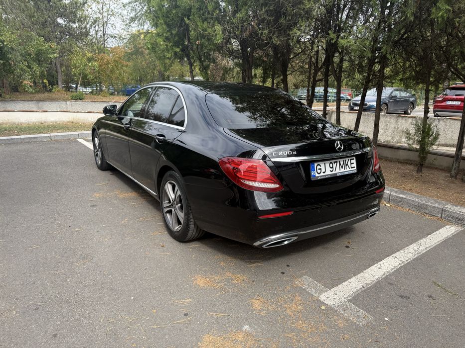 Mercedes-Benz E200d 2020 – 160 CP – 9G-Tronic