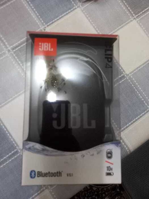 Портативная колонка JBL Clip 4 Black. Новая!!!