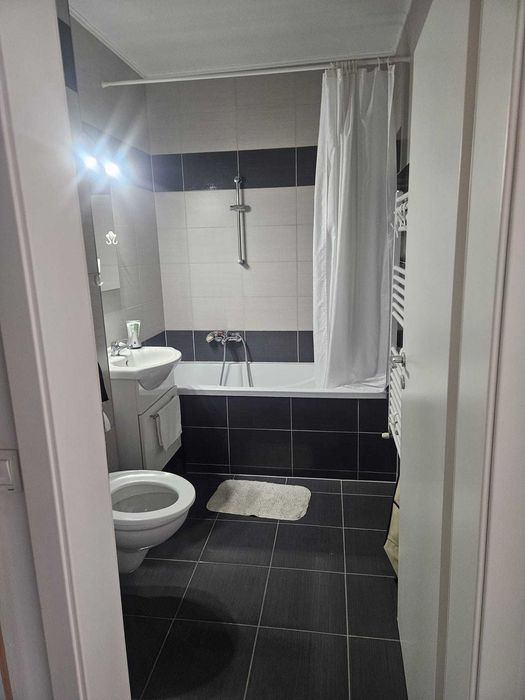 Apartament de inchiriat 2 camere, Avantgarden 3