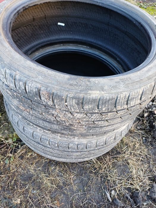 Cauciucuri iarnă 255/35 r19