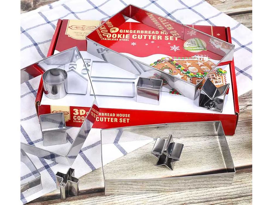 Комплект метални форми за коледни бисквити джинджифилова къща