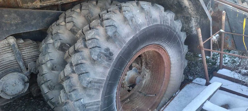 Гуми с джанти за Краз