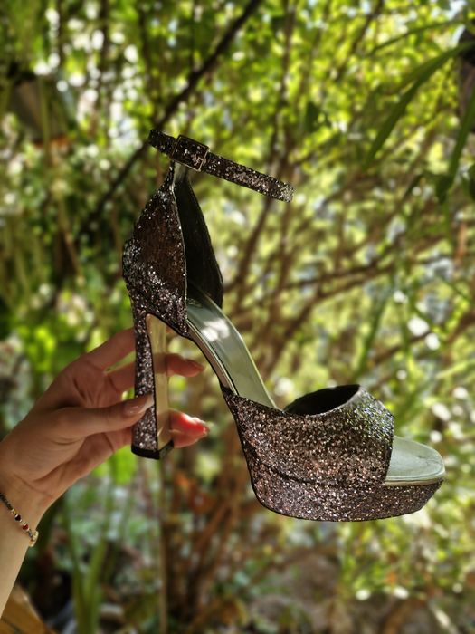 Дамски официални обувки на висок ток!!