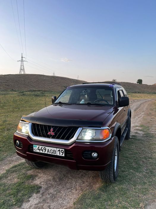 Продам Митсубиси Монтеро спорт