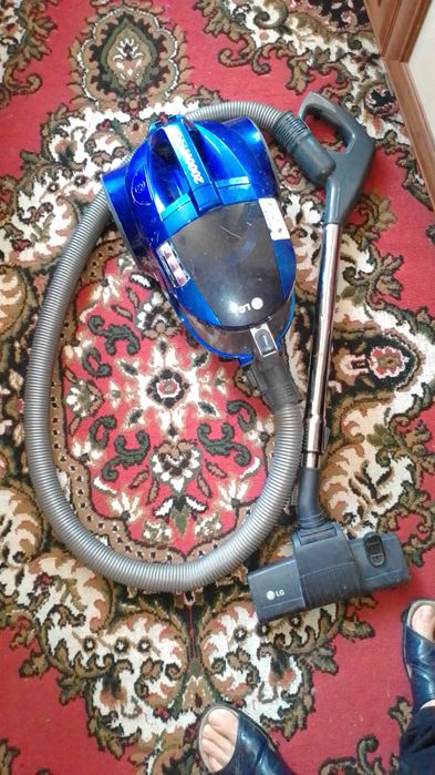 Мощный Пылесос  с гаранттией