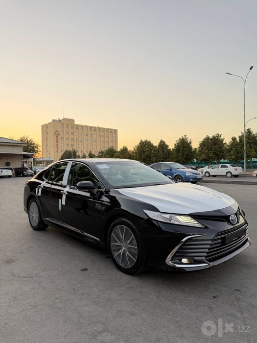 Toyota Camry 2025 HYBRID Full