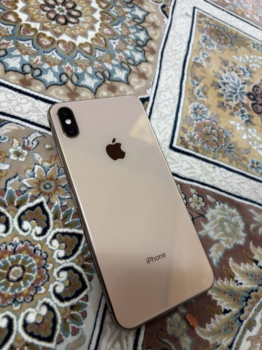 Срочно продам айфон хс мах