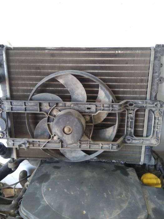 Дачия Логан 1,4i