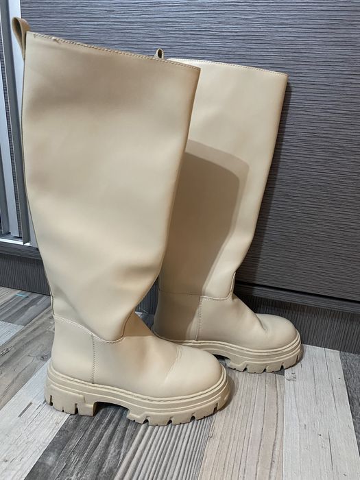 Дамски ботуши HM