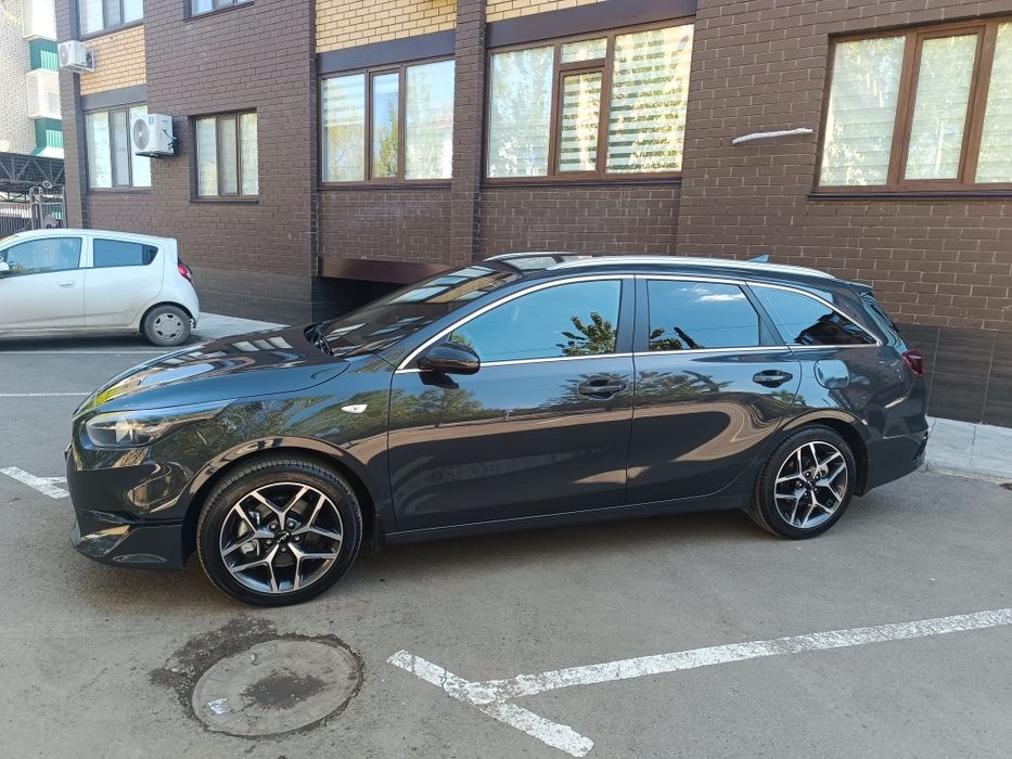 Продам kia ceed sw