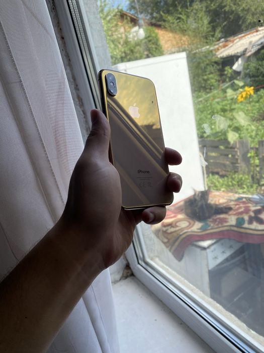 iPhone Xs 64gb gold