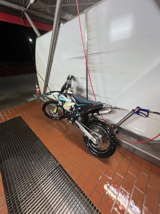 Husqvarna TE300i 2019