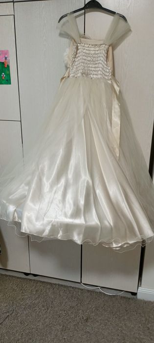 Rochie eleganta fete