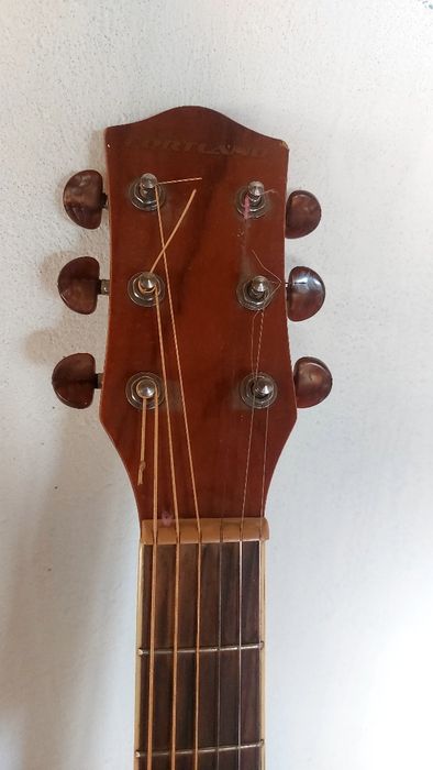 Гитара акустическая