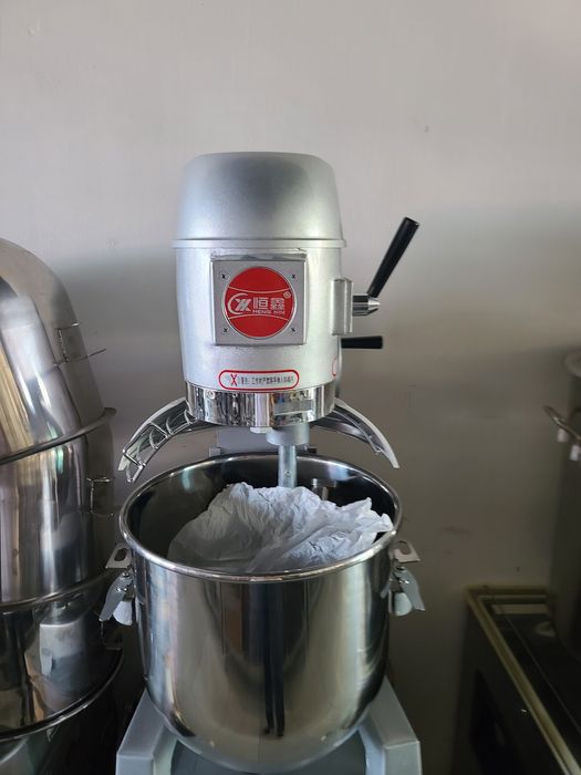 Mikser aparatini professionaldagi turli xillari mavjud!