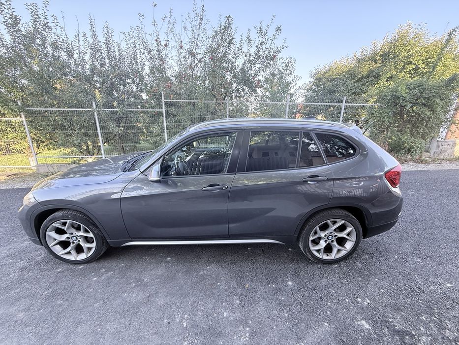 BMW X1 2012 — imagine 2