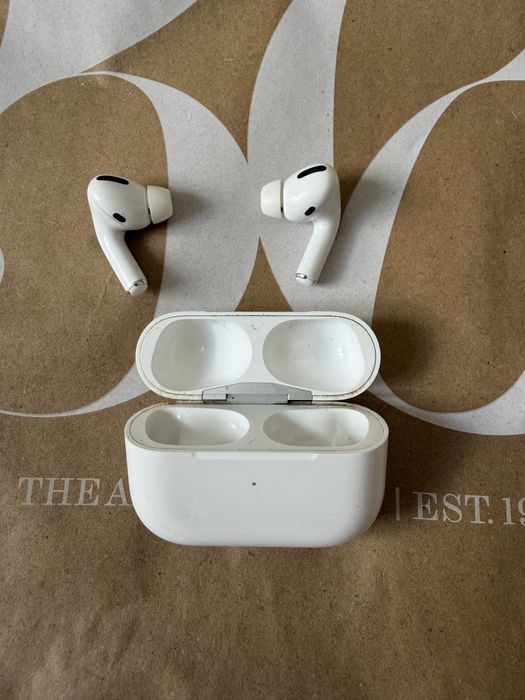 Airpods pro оригинал