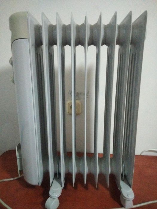 Продам масляный обогреватель