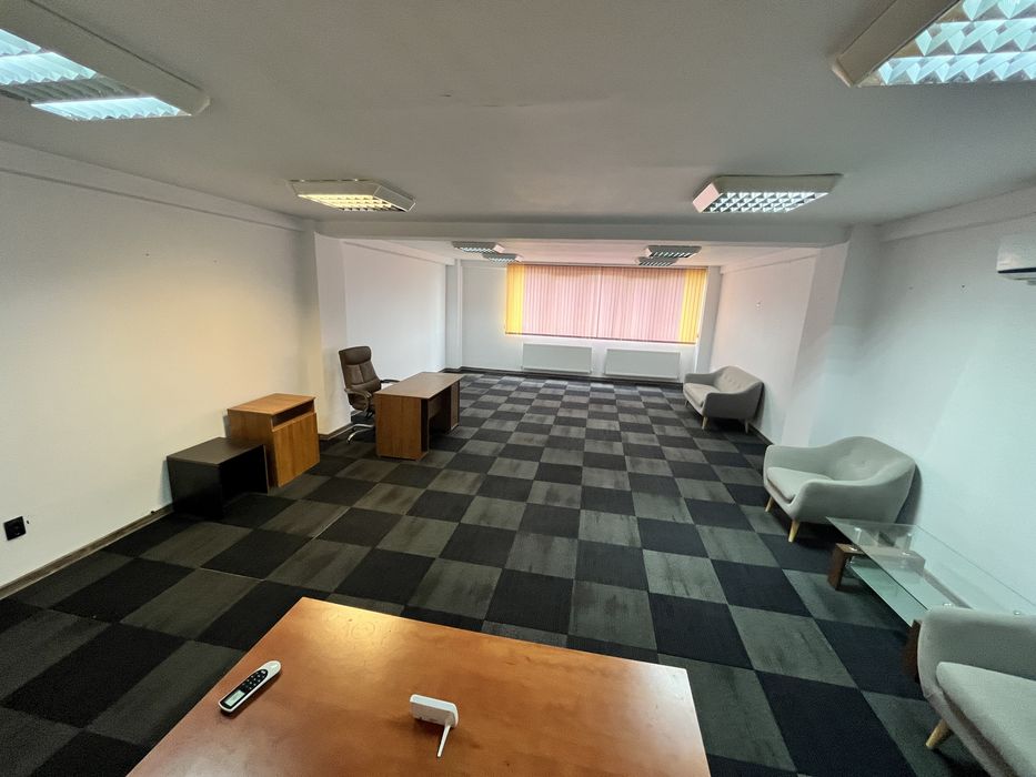 Spatiu de inchiriat 65 Mp -Tatarasi /Cladire Birouri/Spatiu Comercial