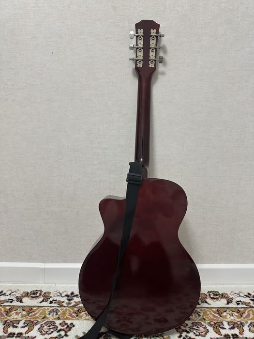 Продается гитара