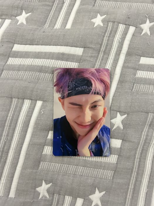Фотокартички на BTS