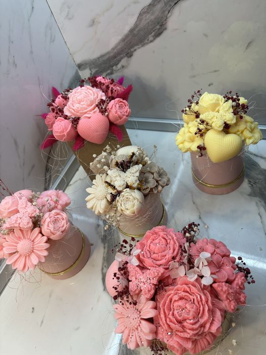 Подаръци букети от свещи