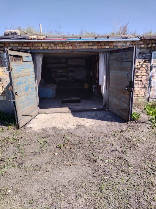 Продам гараж в Пришахтинске