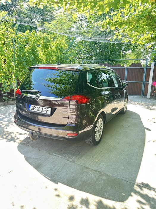 Opel Zafira 7 locuri
