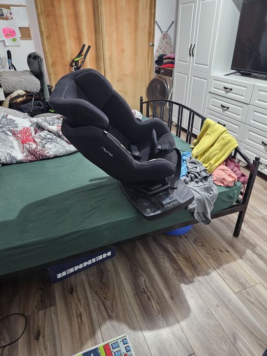 scaun auto 360 Nuna