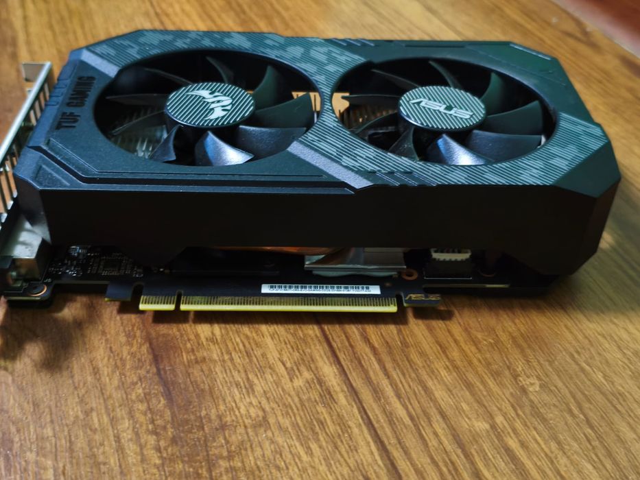 Продам видио карту