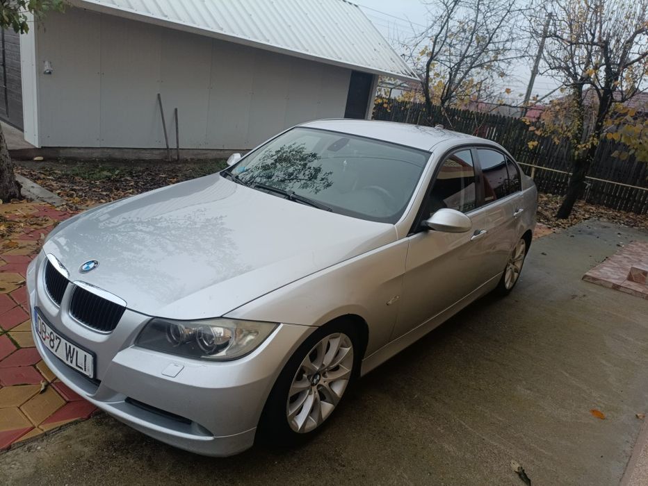 Vând BMW e 90 320i-benzina+gpl