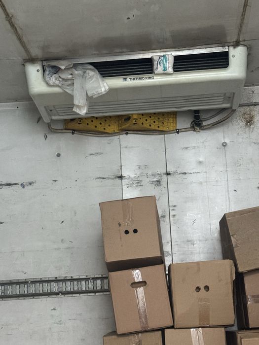 Продам будку с рэфом