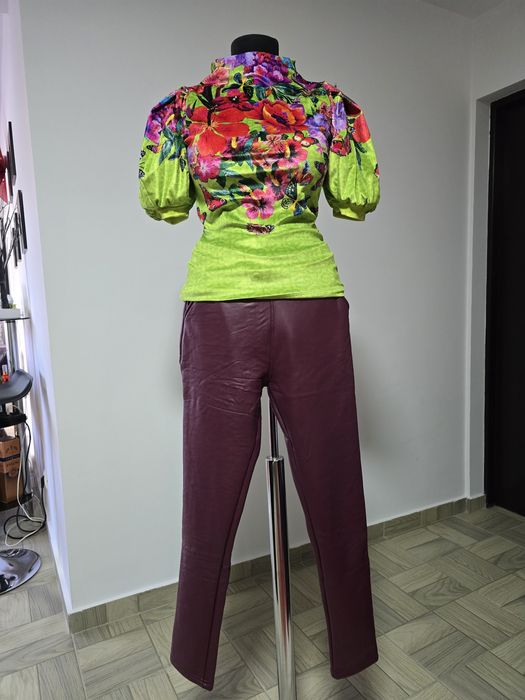 Colanti magenta, cu buzunare, model vatuit pe interior